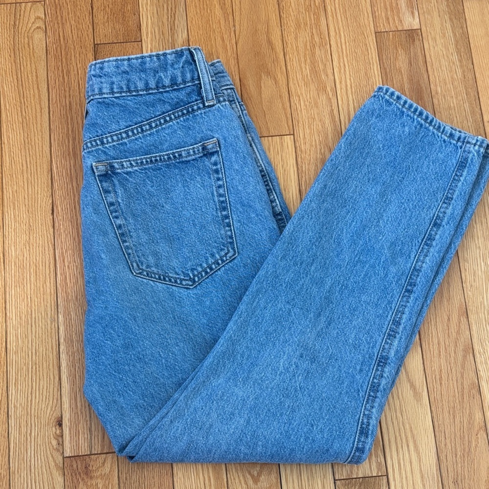 Aritzia Light Blue Straight Leg Jeans - Picture 3 of 7